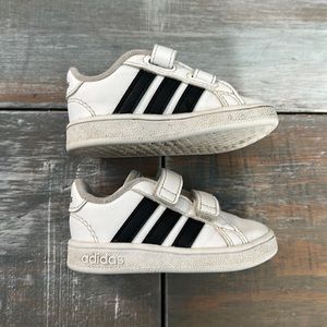 Adidas sneakers size 4C